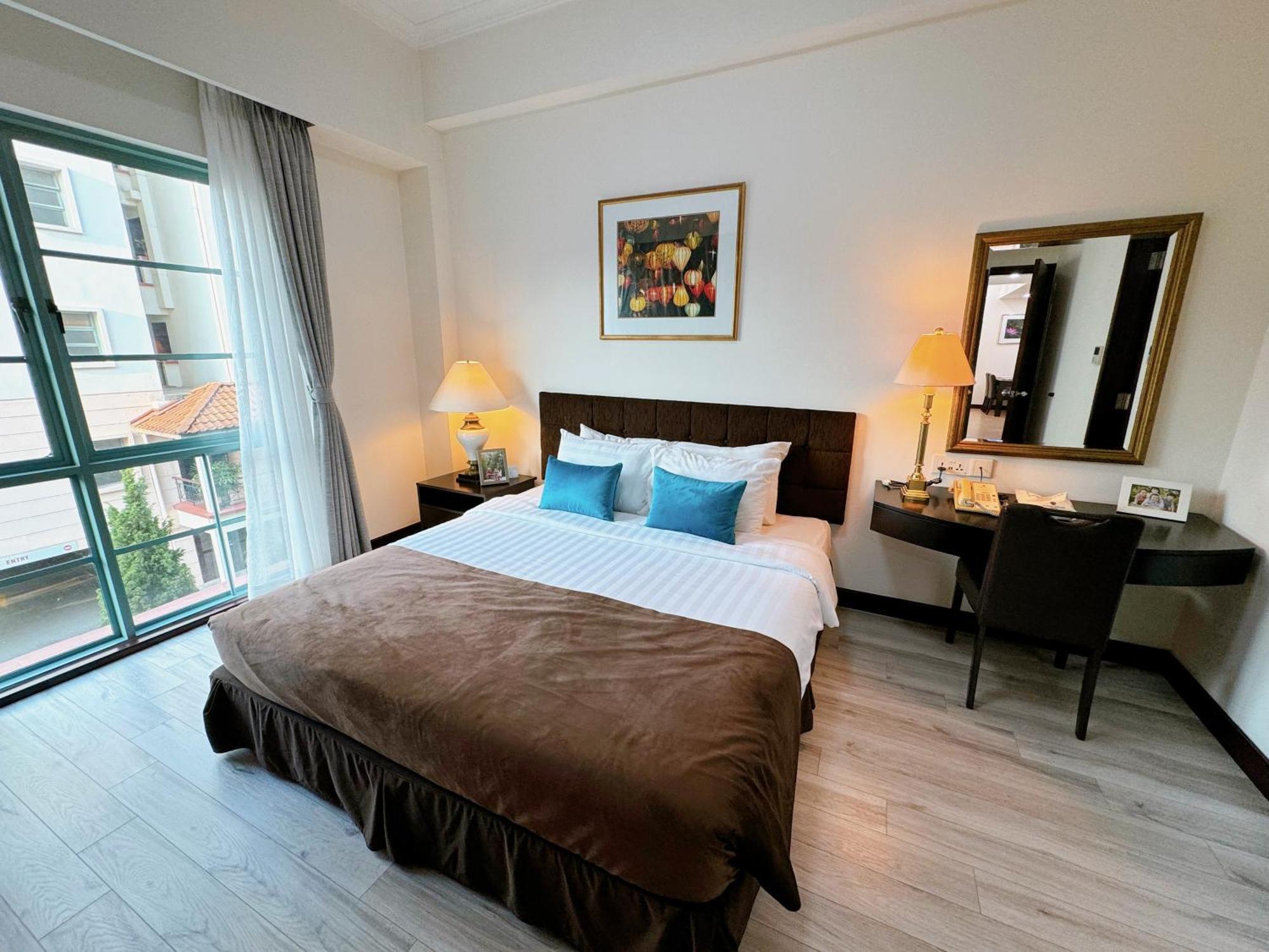 Diamond Westlake Suites Hanoi Bagian luar foto