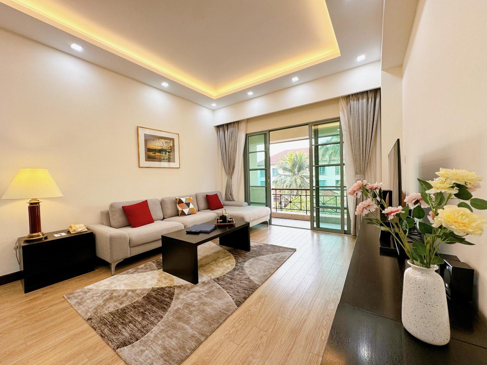 Diamond Westlake Suites Hanoi Bagian luar foto